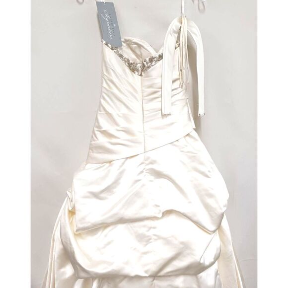 Kirstie Kelly Wedding Gown - Size 2 - NWT - Picture 5 of 14